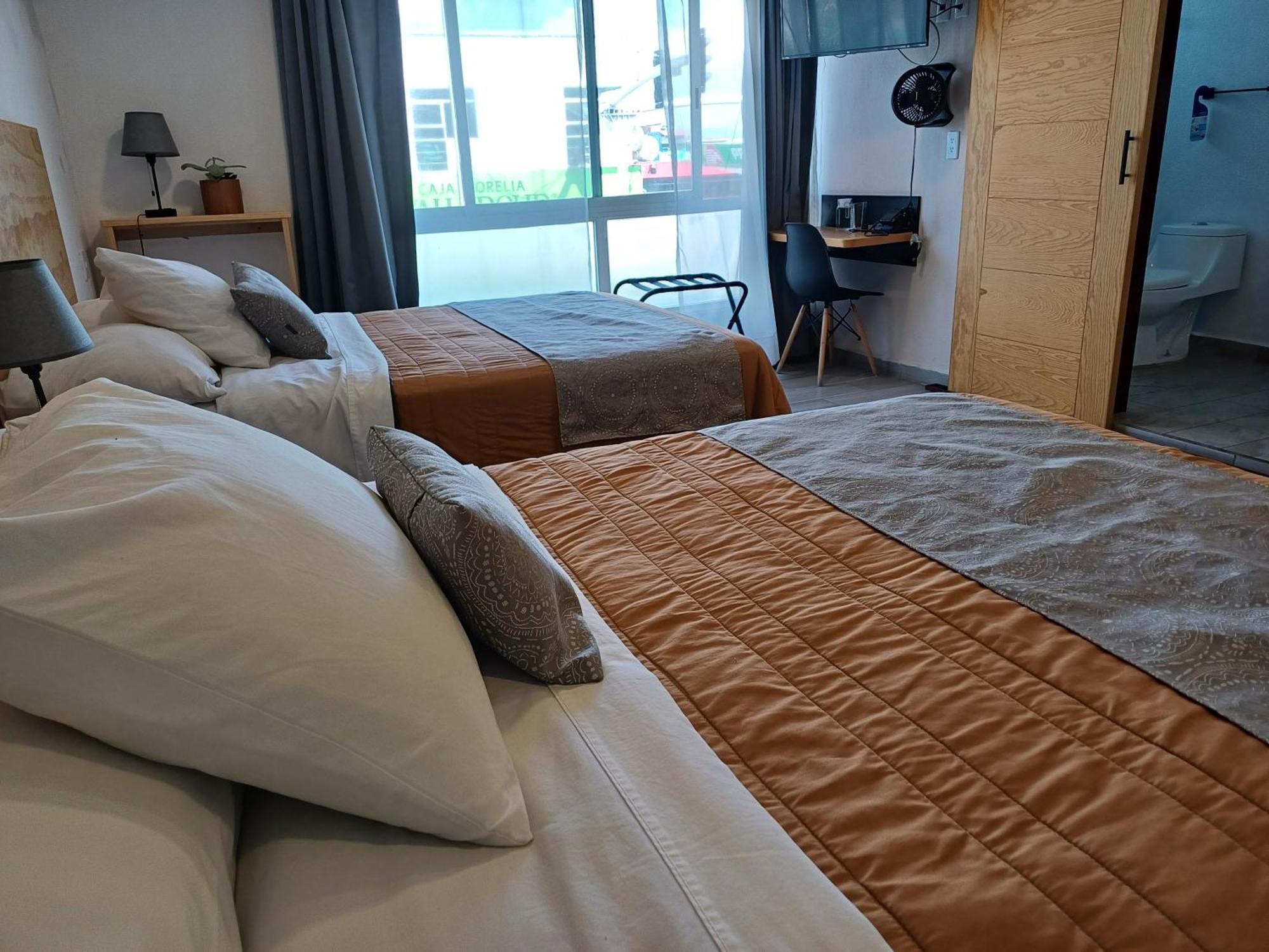 Hotel Ciclovia & Terraza Ситакуаро Экстерьер фото